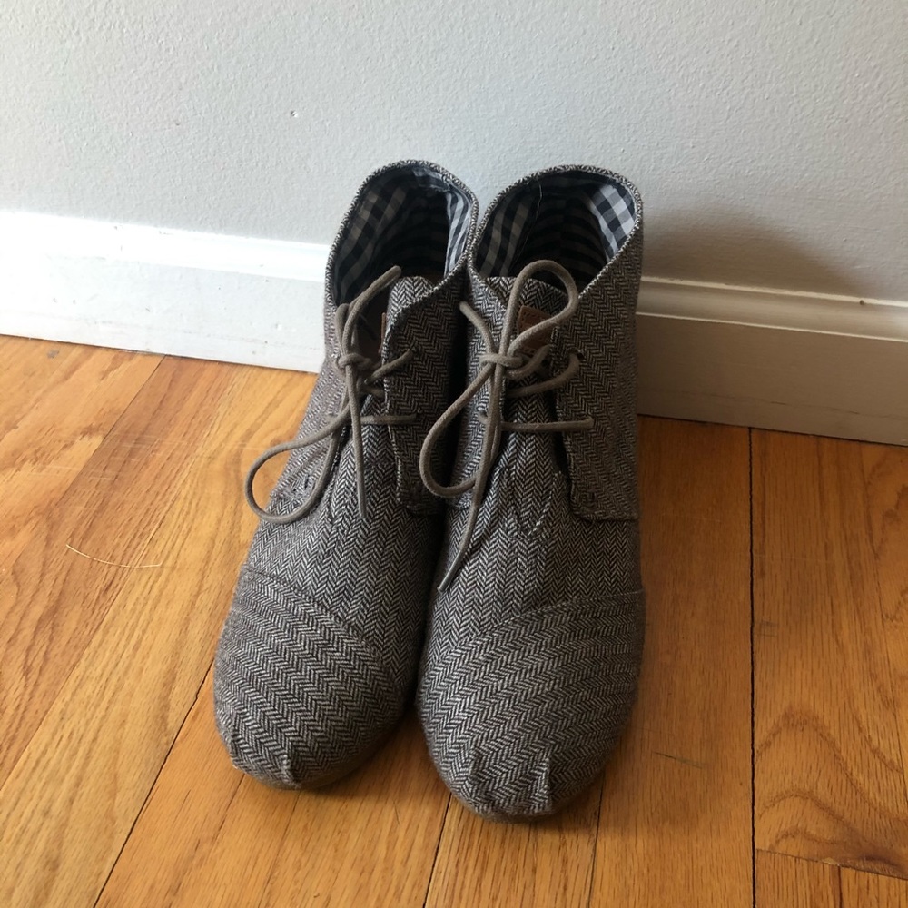 Toms Wedges